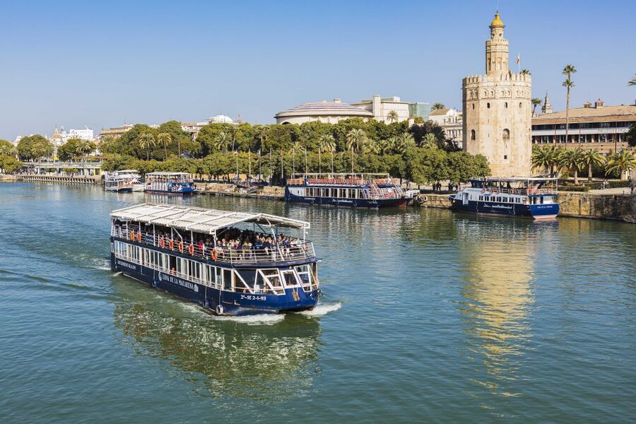 Panoramic Guadalquivir Cruise + Flamenco Show & Walking tour - Flamenco at Teatro Pathé: choose 17:30 or 19:30 and commit