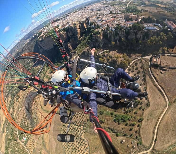 Paramotoring in Ronda (Malaga), near Marbella - Pilot Quality: When You Feel Secure, You Enjoy More