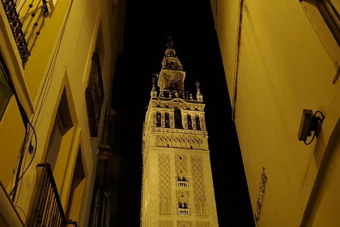 Paranormal Seville Tour in Spanish - Entering Plaza Nueva: the walk that starts at city hall