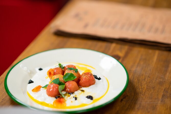 Plant-based Tapas and Wine Night Tour in Seville Spain - Who should book this, and who should skip it