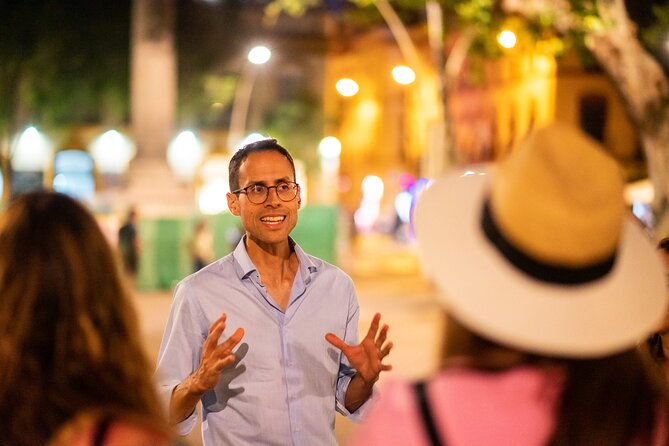 Plant-based Tapas and Wine Night Tour in Seville Spain - Should you book the Plant-based Tapas and Wine Night Tour in Seville?