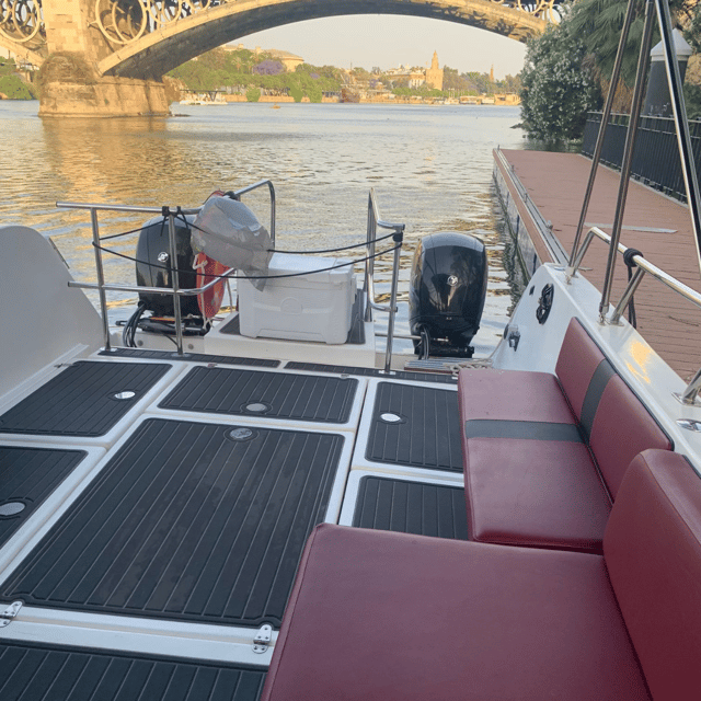 Private boat trip on the Guadalquivir - Timing, weather comfort, and what to wear