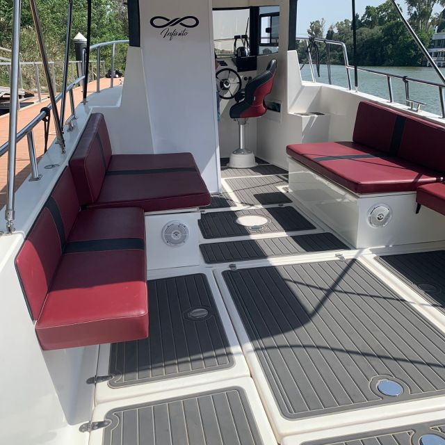 Private boat trip on the Guadalquivir - Price and value: is $106 per person worth it?