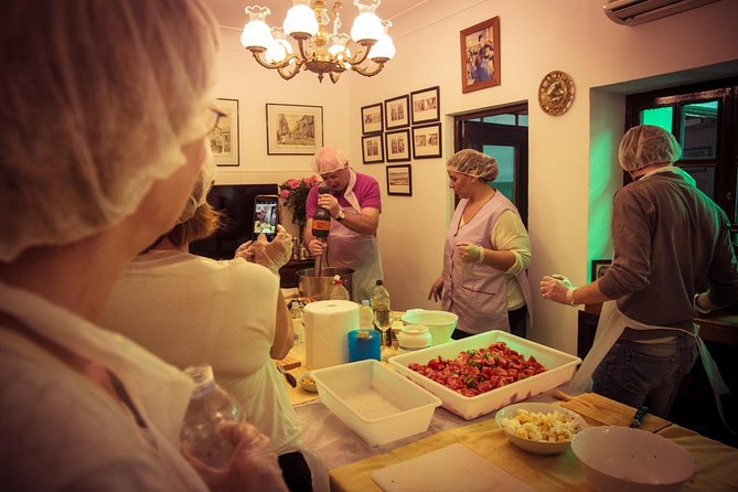Private Cooking Class in Traditional Andalusian Housing - Mercado de Triana: Shopping as Part of the Lesson