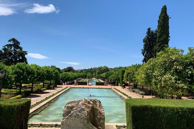 Private guided tour of the Alcazar de los Reyes Cristianos - How the guide turns architecture into real meaning