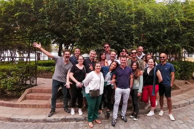 Private personalized Seville street tour of 2.5 hours - Cathedral and Real Alcazar from the outside: what you gain by not rushing inside