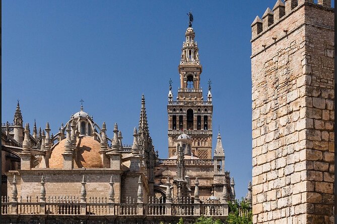 Private Tour of the Cathedral and Giralda of Seville - Dress code rules you should take seriously (they affect timing)