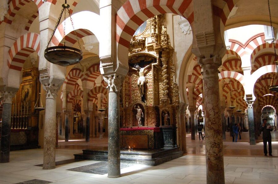Private Tour of the Mosque-Cathedral and Jewish Quarter - Key Things You’ll Notice