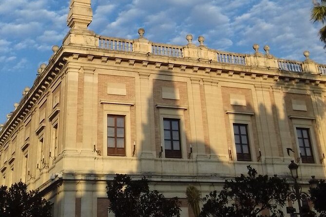 Private tour through the old Jewish neighbourhood. - Should You Book This Private Seville Jewish Quarter Tour?