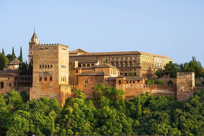 Private transfer from/to Seville to/from Granada with optional stop in Cordoba - What You Actually Get Included (and What You Don’t)