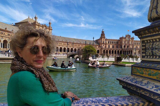 Private Walking Tour Alcazar and Cathedral in Sevilla - Inside the Catedral de Sevilla: Mosque Origins and Columbus’ Controversial Tomb