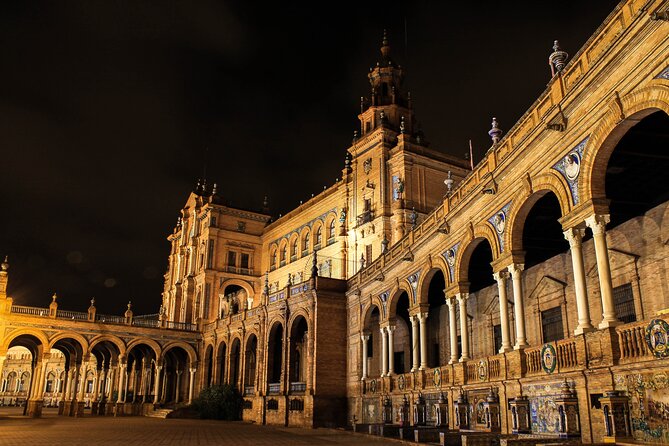 Private walking tour to Seville with Flamenco Show - Seville Cathedral: the façade as a story, not just a photo