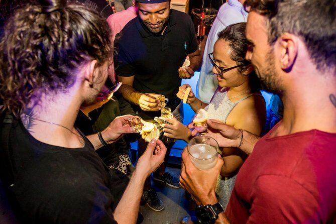 Pub Crawl + Party Night (3 Bars +VIP Entrance to a top Club ) - Alameda de Hércules meeting point, 10:00 pm start and what that means