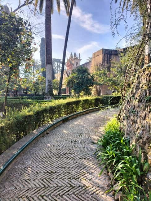 Real Alcázar of Seville Skip-the-Line Private Tour - Baths of María de Padilla and the Art of Not Missing Things