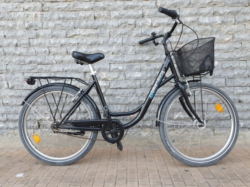Rent a bike in Malaga - Family-friendly option: baby seats and baby helmets on request