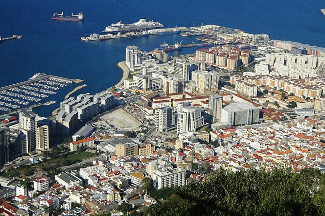 Rock Tour in Gibraltar by Bus with Tickets - Getting to Midtown car parking in Gibraltar, and why you should arrive early
