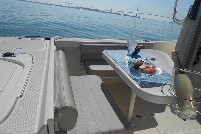 Romantic walk in the Bay of Cadiz - Who should book this sunset cruise, and who might want something else