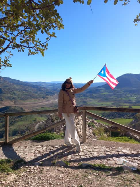 Ronda and White Villages: Small Group Day Trip Experience - Zahara de la Sierra Breakfast: Local Food, Real Views, No Rush