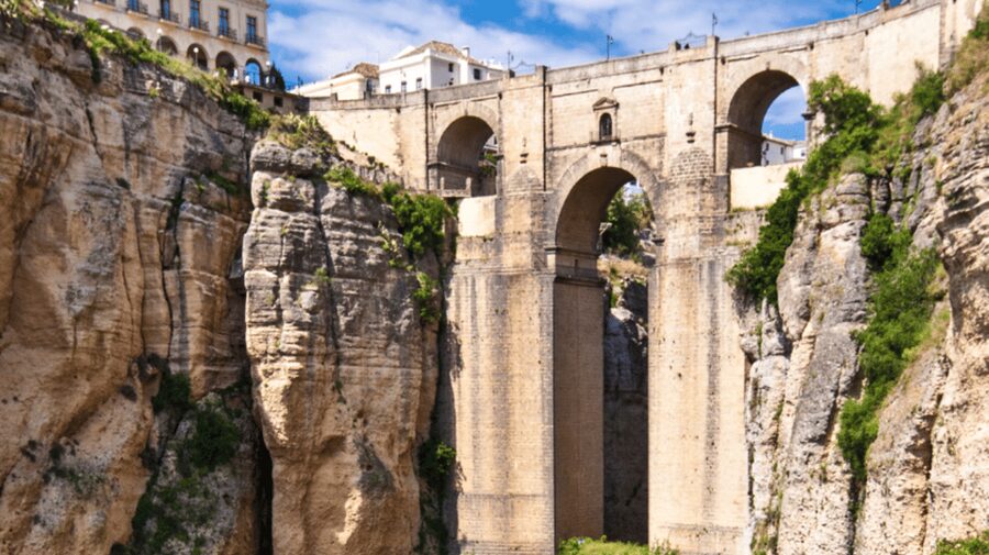 Ronda from la Costa del Sol - la Alameda, Mirador de Serrania, and the promenade for gorge energy