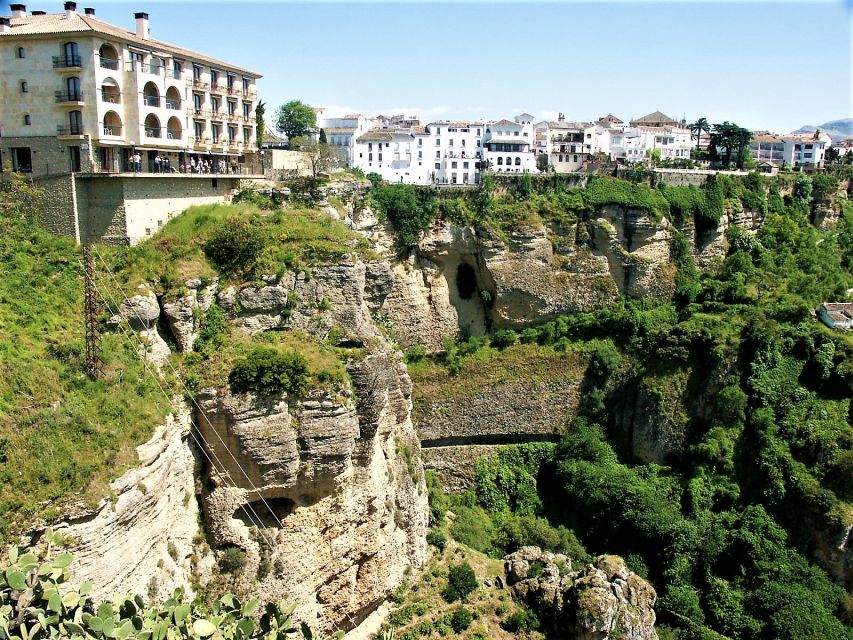 Ronda: Sightseeing Walking Tour - Should You Book This Ronda Walking Tour?