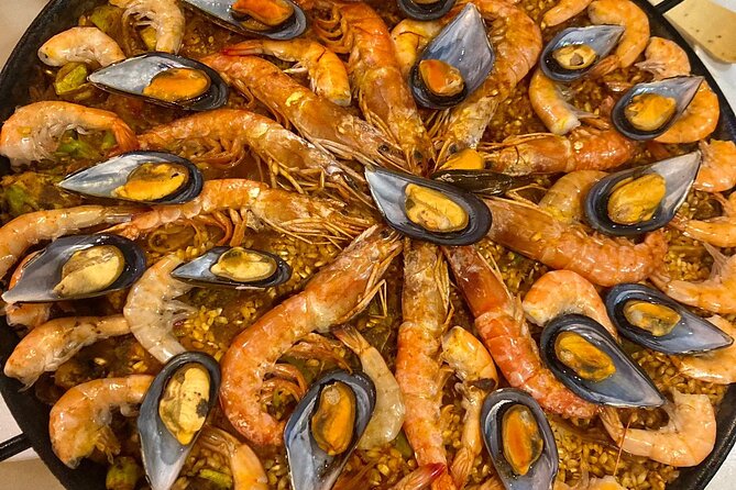 Sangria Tasting & Paella Showcooking Experience - Sangria Tasting at 15:30: Four Styles, Real Ingredients