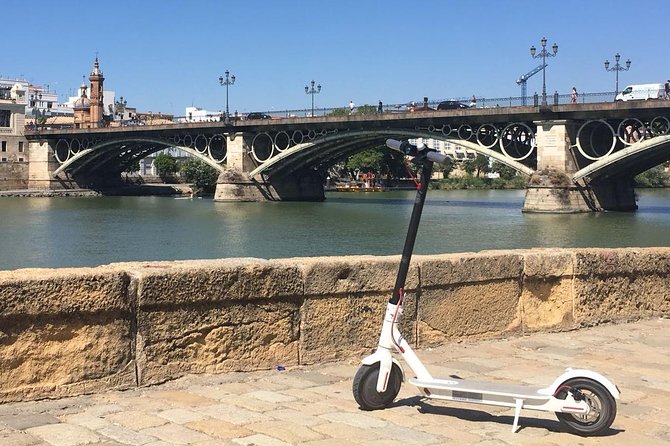 Scooter tour in Seville - Guide style matters: live stories you can carry all day