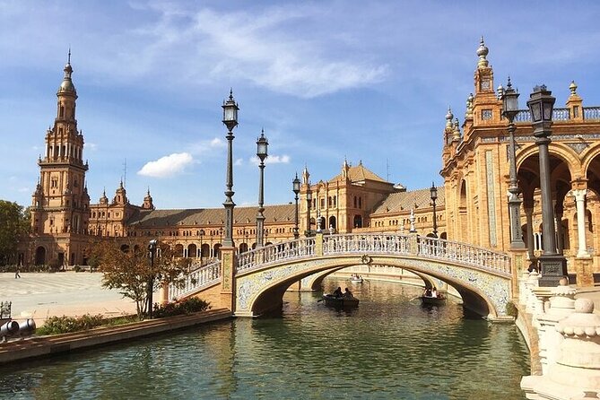 Secretos del Parque María Luisa & Plaza de España Tour en Español - Timing Tips for a 5:00 pm Start