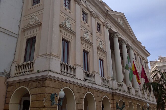Self Guided Walking Tour of Charming Cadiz - Palacio de Congresos exterior and the useful rhythm of exterior stops
