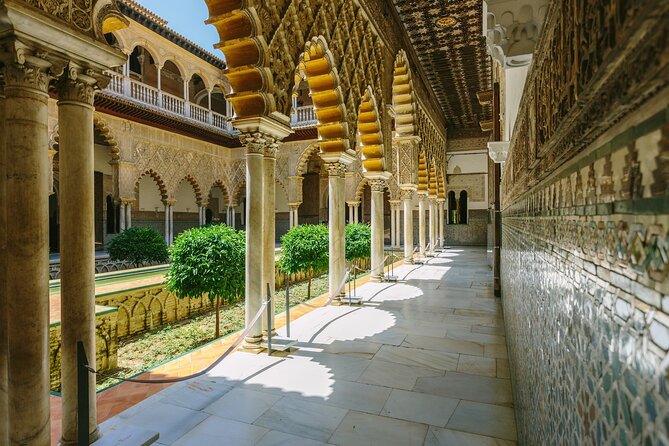 Sevilla: Guided tour to the Alcazar + Cathedral and Giralda - Price and Value at About $68: When Skip-the-Line Really Pays