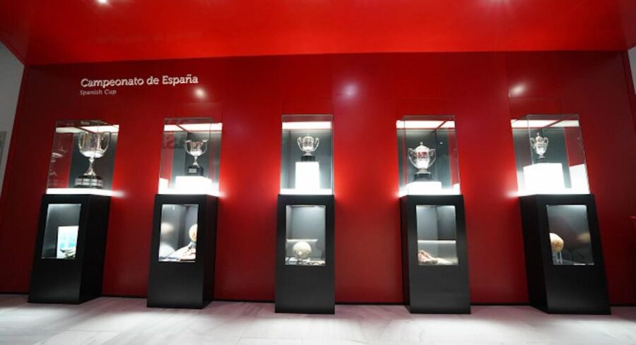 Sevilla: Ramón Sánchez Pizjuán Stadium Entry Ticket - Audio Guide Tips: Make the App Worth Your Time
