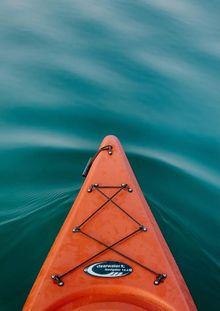 Seville: 1.5 hour Kayak Excursion - Calle Betis 19: the simple start before you hit the river
