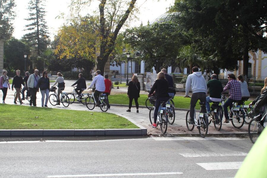 Seville: 1-Day Bike Rental - Centerbici pickup in Seville, and what you actually get