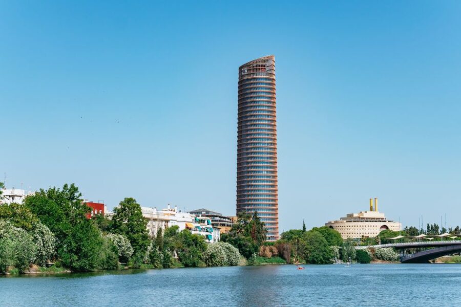 Seville: 1-Hour Guadalquivir River Sightseeing Eco Cruise - The Live Commentary: Multi-Language Delivery That Actually Helps