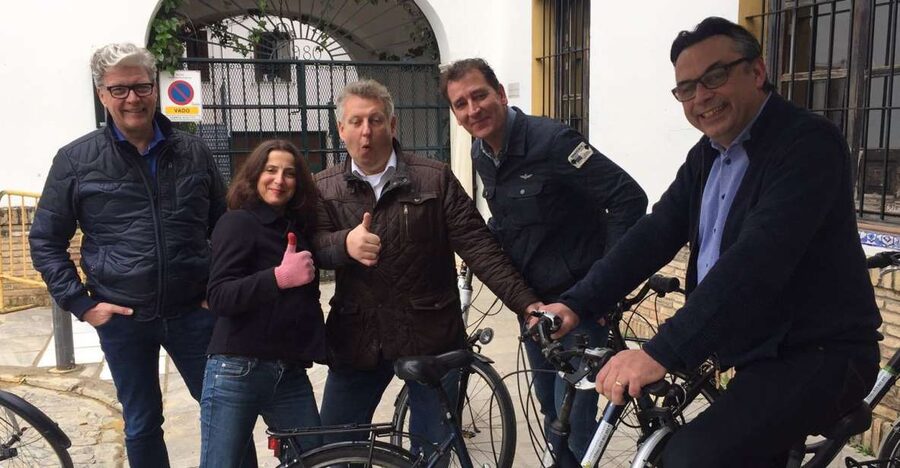 Seville: 2.5-Hour Private City Tour by Bike - Why this 2.5-hour Seville bike format works