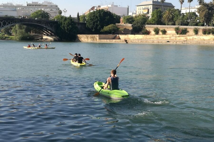 Seville: 2–Hour Guadalquivir River Kayaking Tour - Pasarela de la Cartuja Stop, Photo Time, and the Expo-Era Feel
