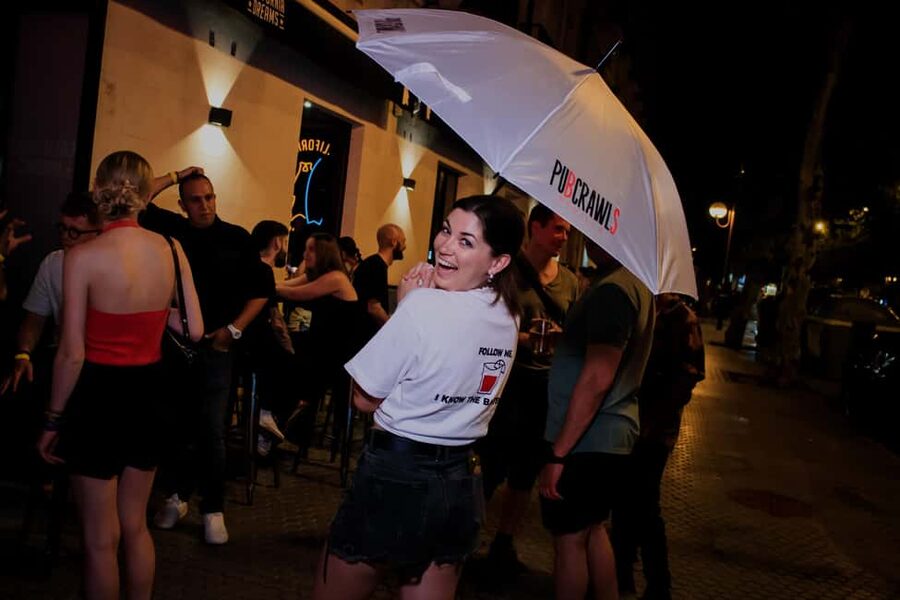 Seville: 3 Bars Pub Crawl + VIP Club Entrance & 3 Free Shots - Why This 5.5-Hour Night Crawl Fits Seville So Well