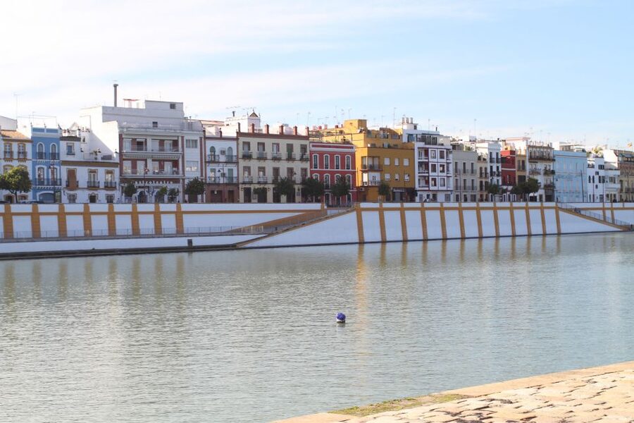 Seville: 4–Hour Italica Tour - The ride through Seville parks and along the river