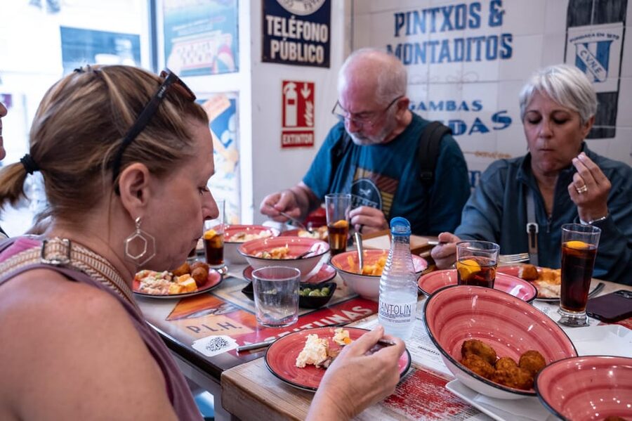 Seville Adventure: Historic Walking Tour & Traditional Tapas - El Salvador and the 9th-Century Aljama Mosque: Where Tapas Become History