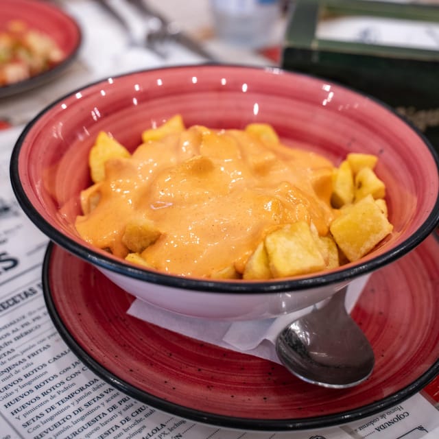 Seville Adventure: Historic Walking Tour & Traditional Tapas - Where You Start, What to Bring, and How to Prepare
