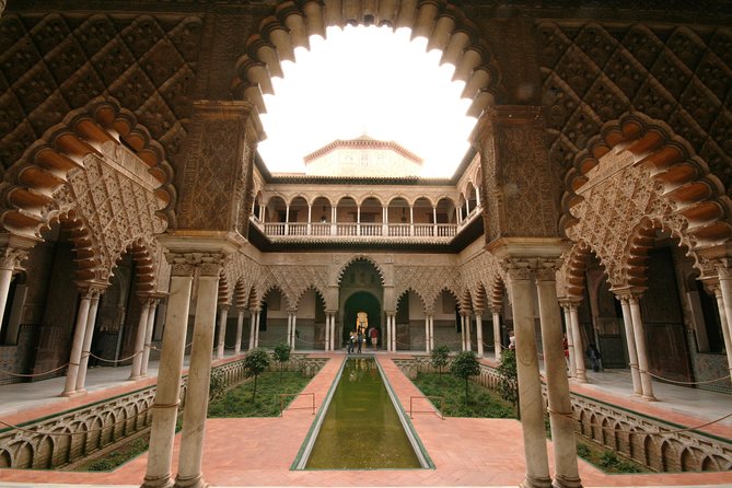 Seville Alcazar, Cathedral and Giralda Skip-The-Line Guided Tour - Why this Cathedral, Giralda, Alcázar route makes sense