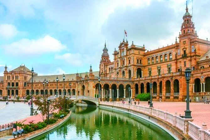 Seville: Alcázar,Cathedral and Plaza España Private Tour - Price and value: is $348.85 per person worth it?