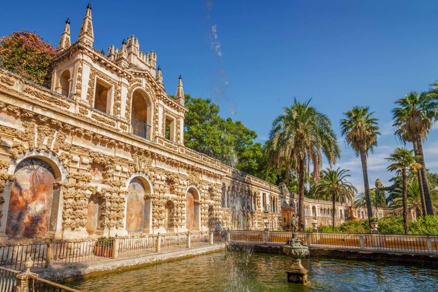 Seville: Alcázar Guided Palace Tour with Priority Access - Headsets, Group Size, and the Pacing That Makes or Breaks It