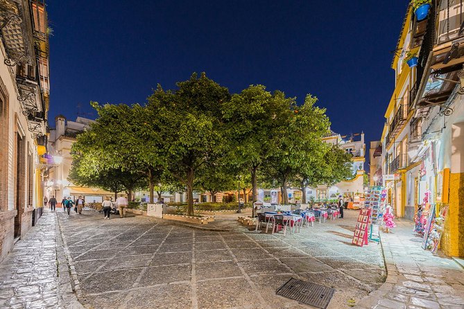 Seville & Alcazar Skip the Line from Cadiz Port (Cruisers Only) - Stop 4: Barrio Santa Cruz, the old Jewish quarter atmosphere