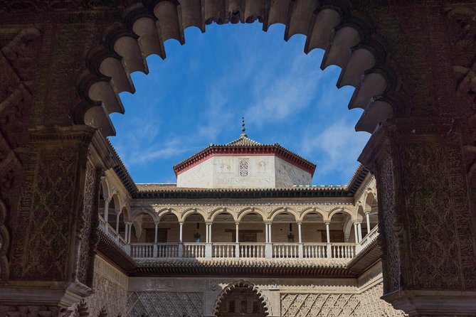 Seville & Alcazar Skip the Line from Cadiz Port (Cruisers Only) - Catedral de Sevilla and Giralda area, quick panoramic stop