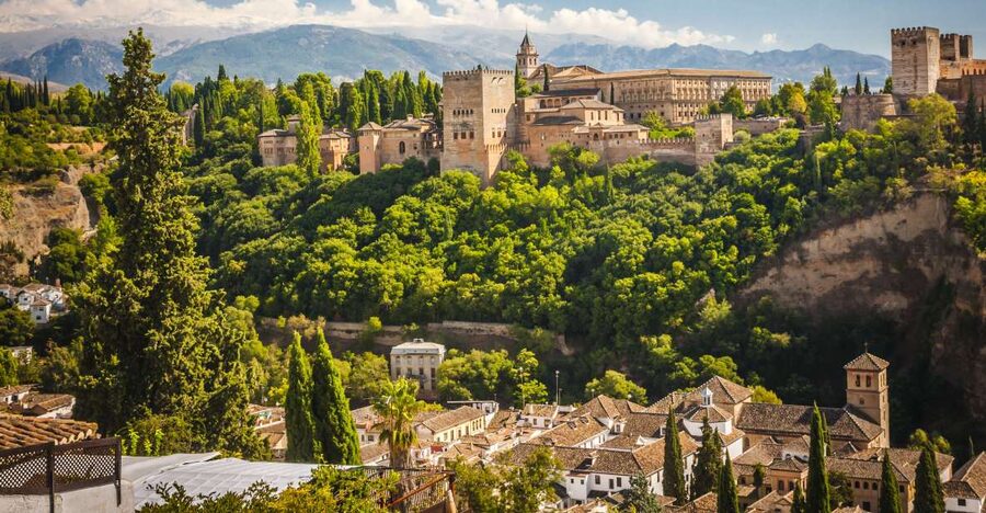 Seville: Alhambra Day Trip with Guide & Nasrid Palaces Entry - Palace of Charles V: Renaissance-era artwork and a change of pace