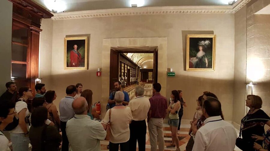 Seville: Archive of the Indies Guided Tour - Language, Pace, and Who This Tour Fits Best