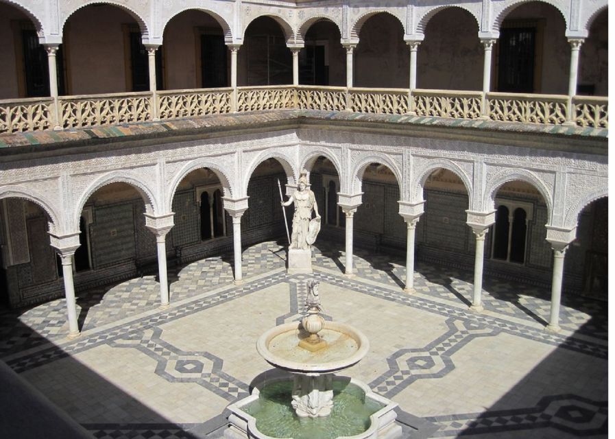 Seville: Casa de Pilatos and Condesa de Lebrija Palace Tour - Why Seville’s palace tour feels like walking through family stories