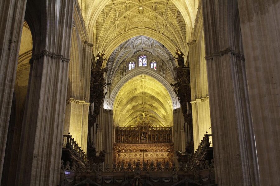 Seville: Cathedral and Giralda Skip-the-line Guided Tour - Christopher Columbus Tomb: Why It Feels Different Here