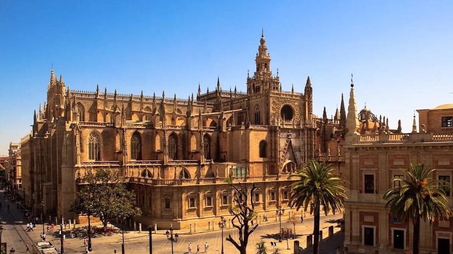 Seville Cathedral and Giralda Tower Guided Tour and Tickets - Why this Seville Cathedral and Giralda combo is worth your time