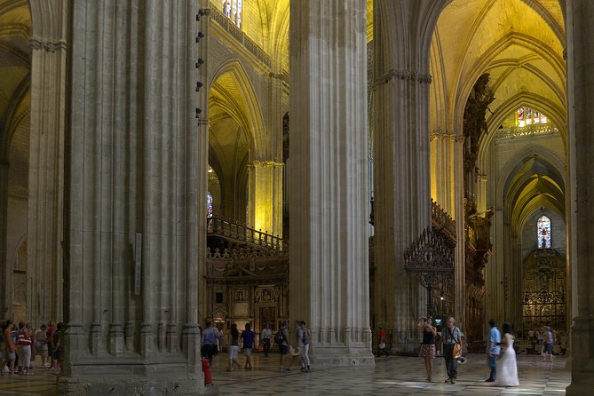 Seville Cathedral & Giralda: Guided Tour with Fast-Track Tickets - Quick Takeaways